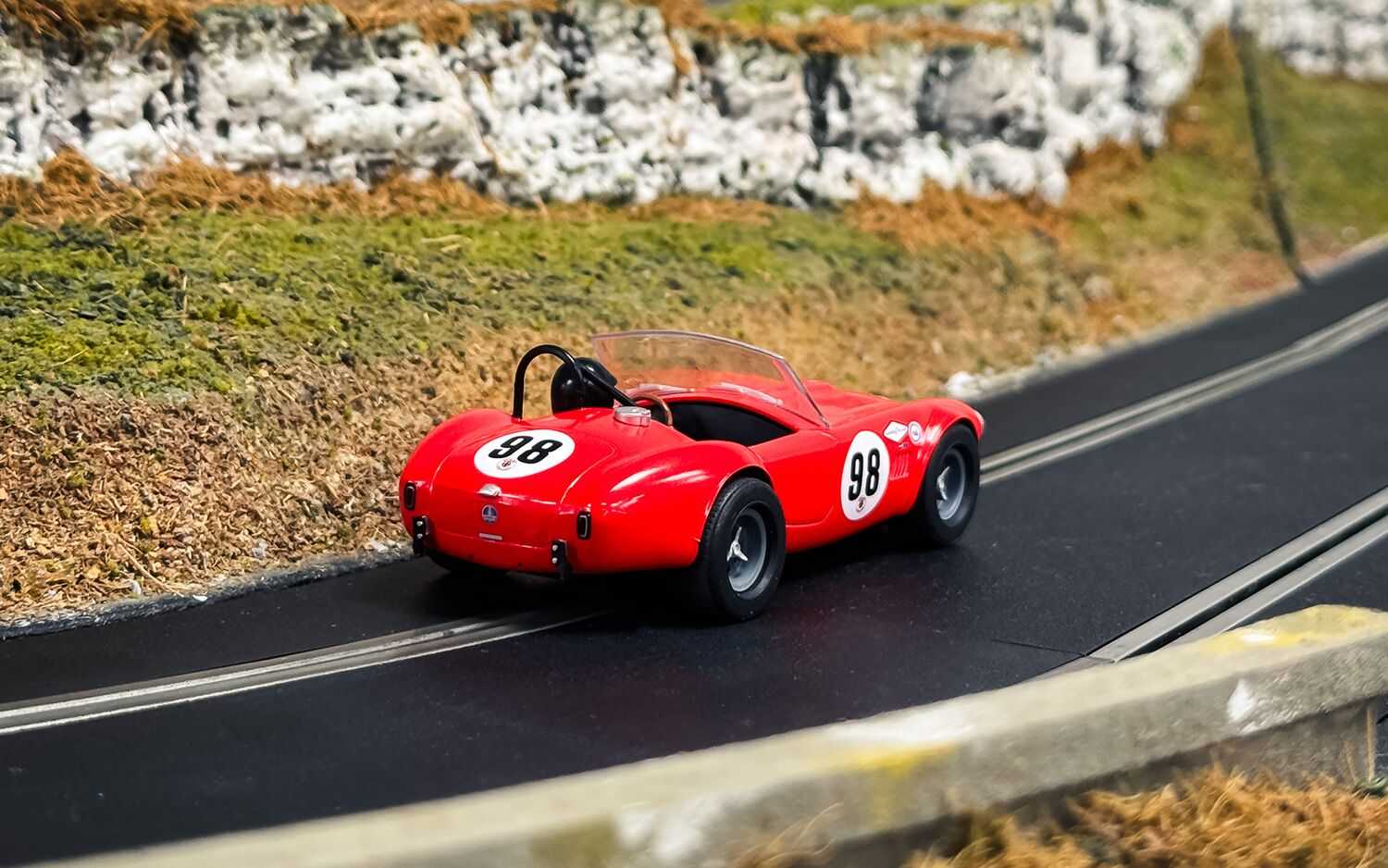 Autíčka GT SCALEXTRIC C4619A - Ken Miles Triple Pack (1:32)