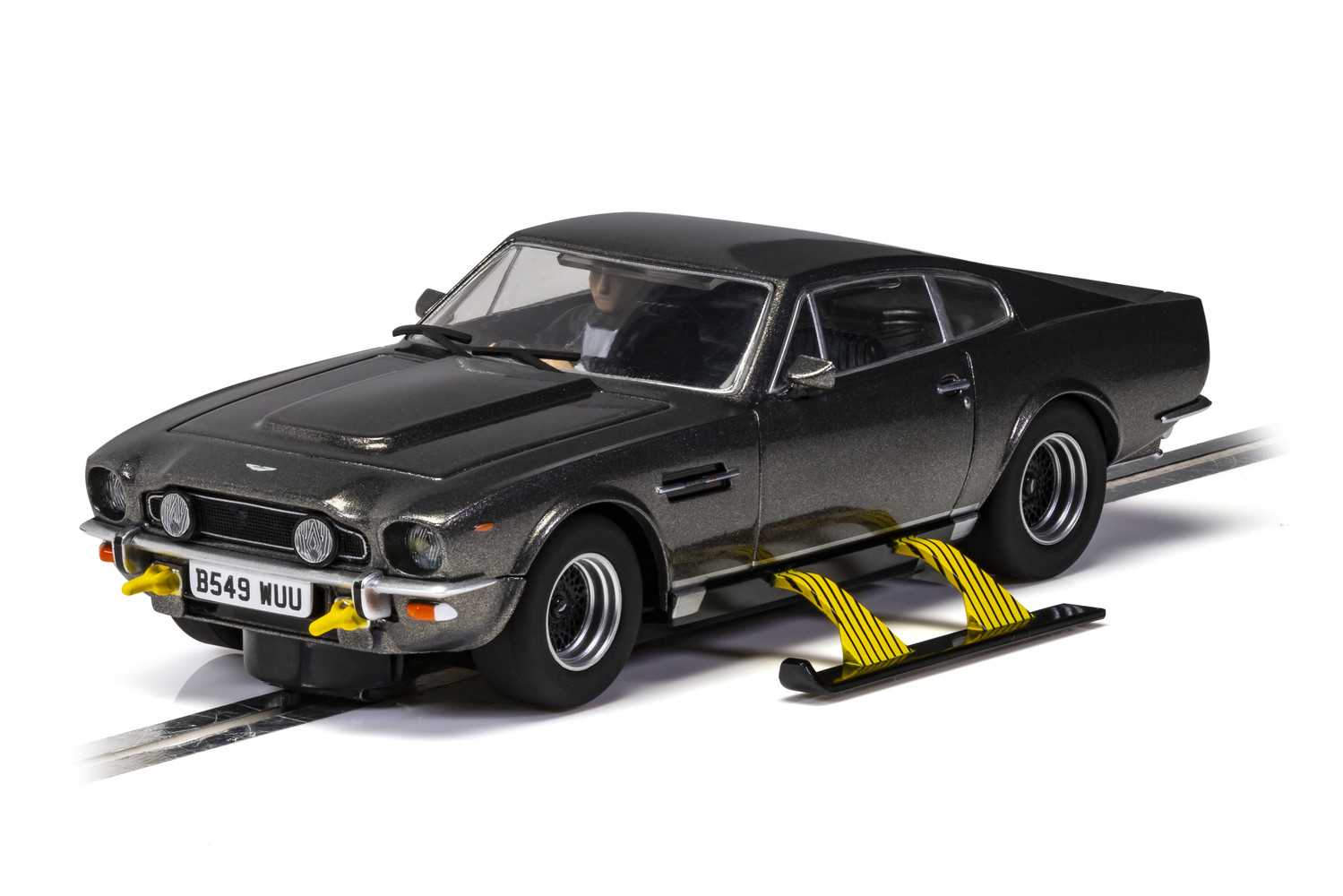 Autíčko Film & TV SCALEXTRIC C4239 - James Bond Aston Martin V8 - The Living Daylights (1:32)