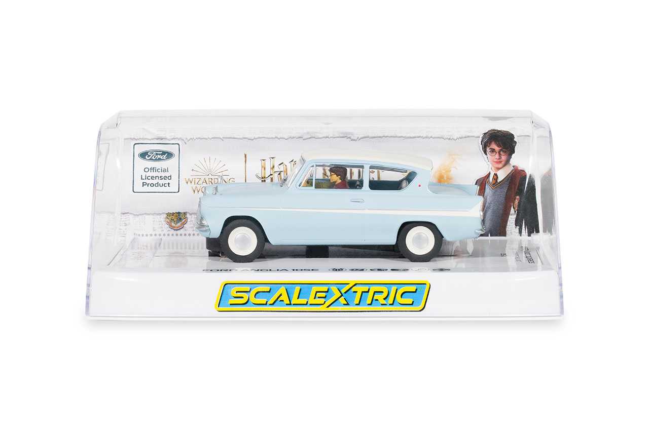 Autíčko Film & TV SCALEXTRIC C4504 - Ford Anglia 105E - Harry Potter Edition (1:32)
