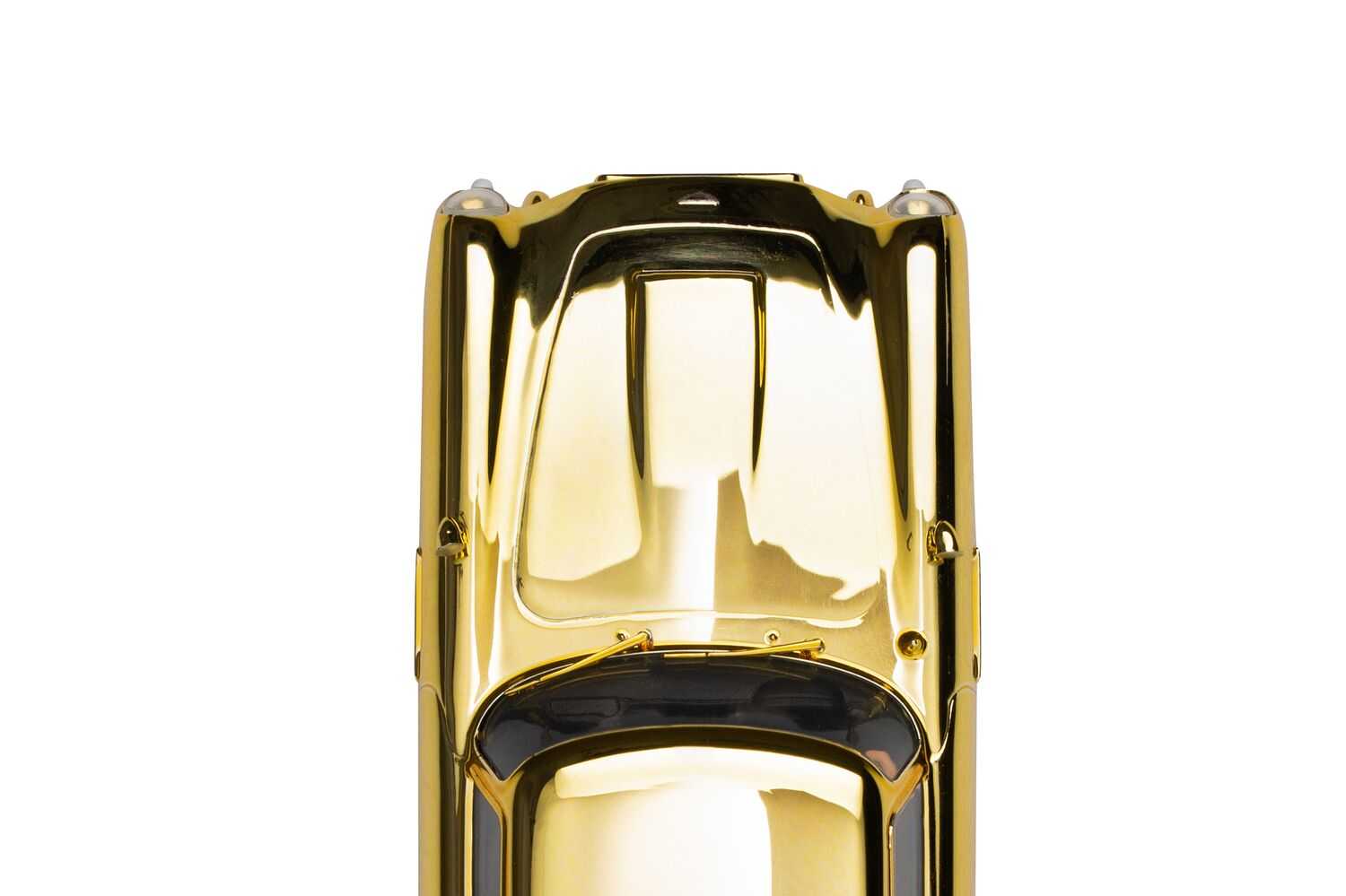 Autíčko Film & TV SCALEXTRIC C4550A - James Bond Aston Martin DB5 - Goldfinger - 60th Anniversary Gold Edition (1:32)