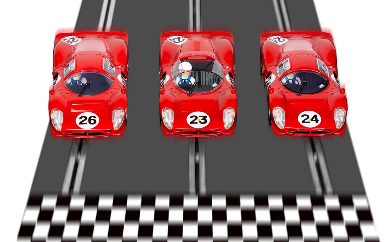 Autíčko GT SCALEXTRIC C4391A - 1967 Daytona 24 Triple Pack (1:32)