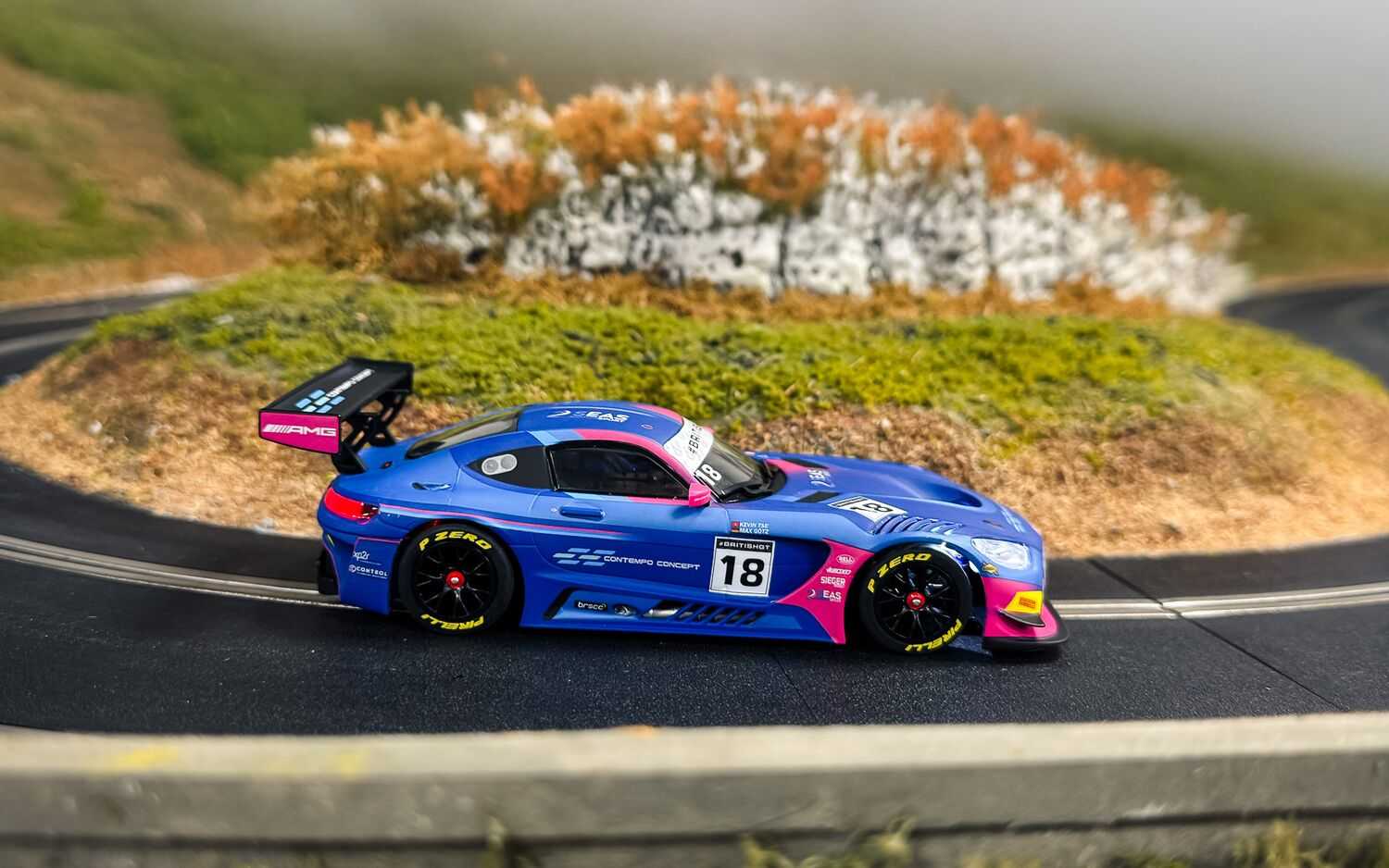 Autíčko GT SCALEXTRIC C4623 - Mercedes AMG GT3 - British GT 2024 - 2Seas Motorsport (1:32)