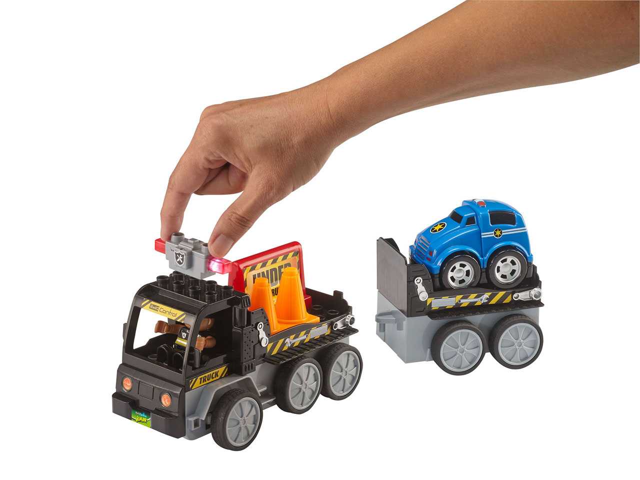 Autíčko REVELL 23006 JUNIOR - Towing Service - 27 MHz