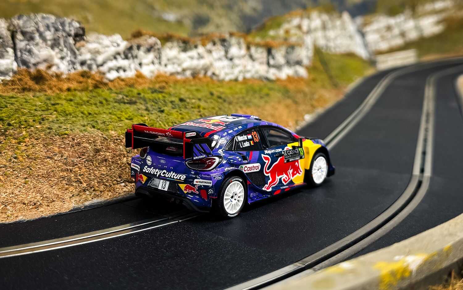 Autíčko Rally SCALEXTRIC C4654 - Ford Puma Rally1 Monte Carlo 2025 (1:32)