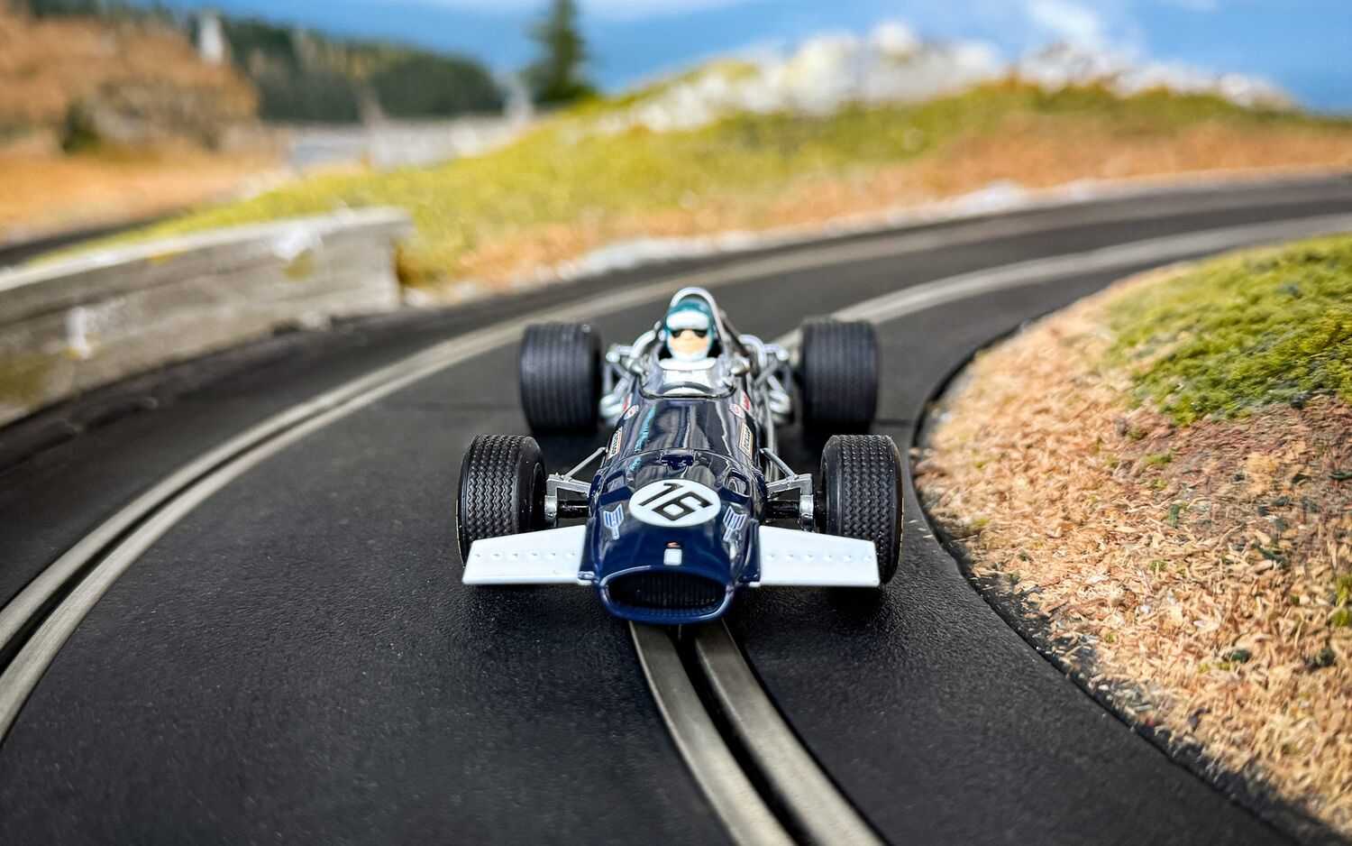 Autíčko Single Seater SCALEXTRIC C4521 - Brabham BT26 - Piers Courage Monaco GP 1969  (1:32)