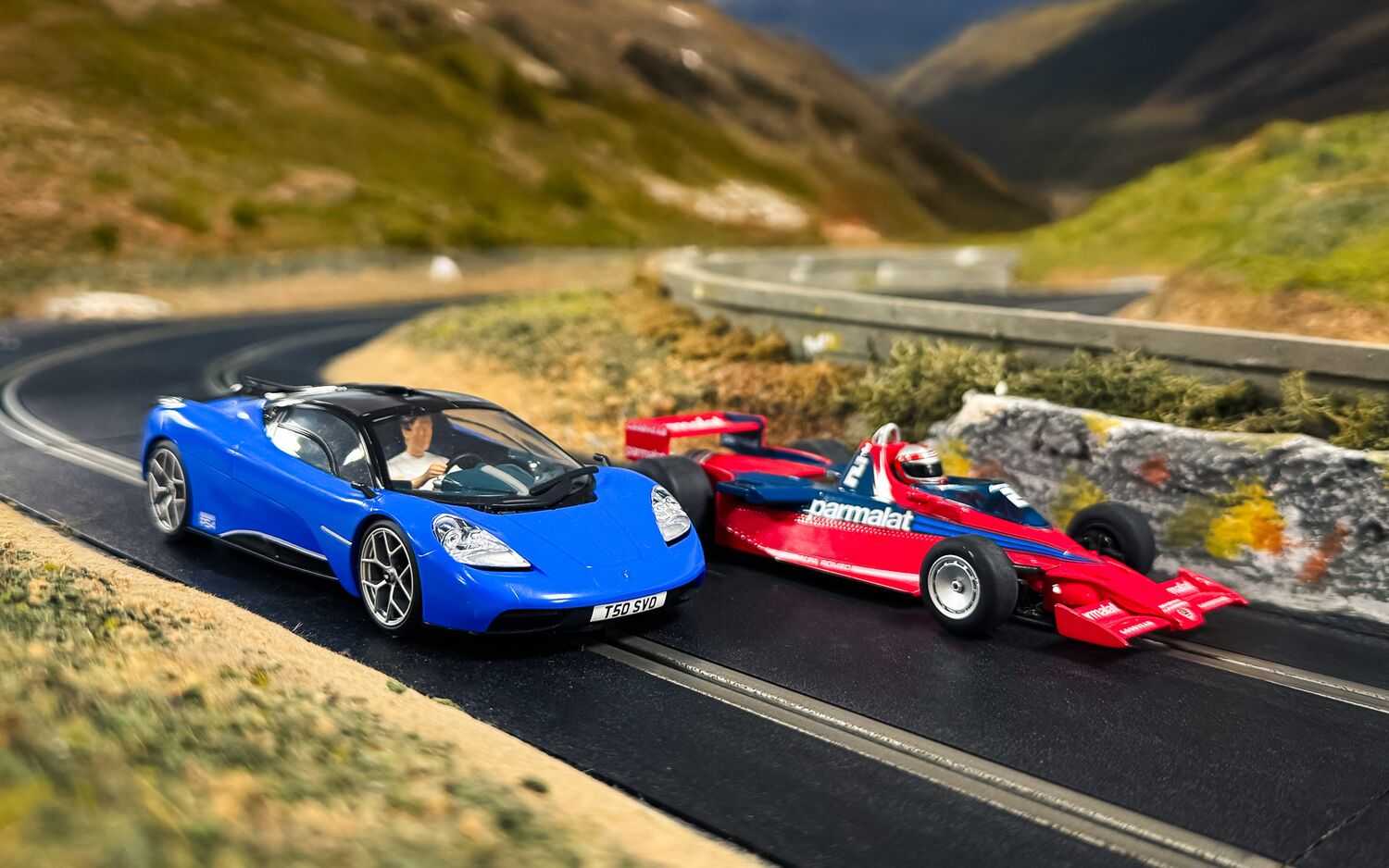 Autíčko Single Seater SCALEXTRIC C4601A - Gordon Murray Design Genius Twin Pack (1:32)