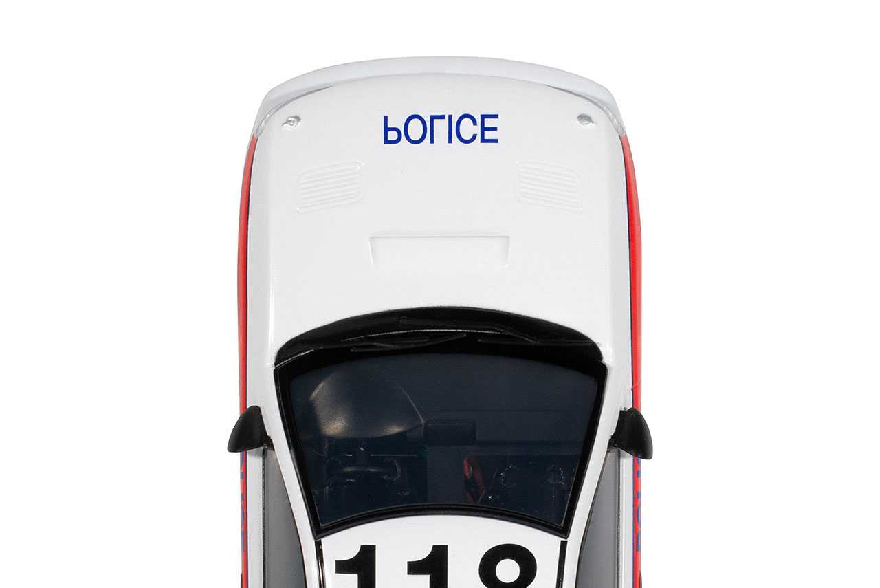 Autíčko Street SCALEXTRIC C4429 - Subaru Impreza WRX - Police Edition (1:32)