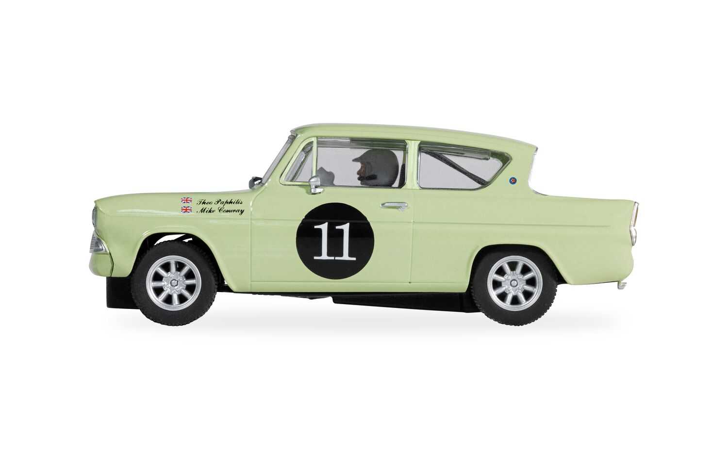 Autíčko Touring SCALEXTRIC C4617 - Ford Anglia 105e - Theo Paphitis (1:32)