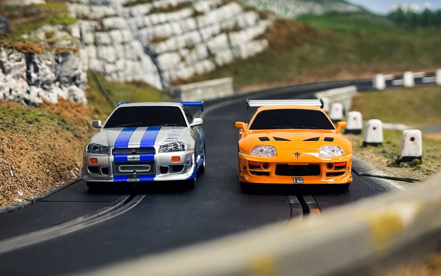 Autodráha SCALEXTRIC C1465P - Fast and Furious - 25 Years - Supra vs R34 (1:32)