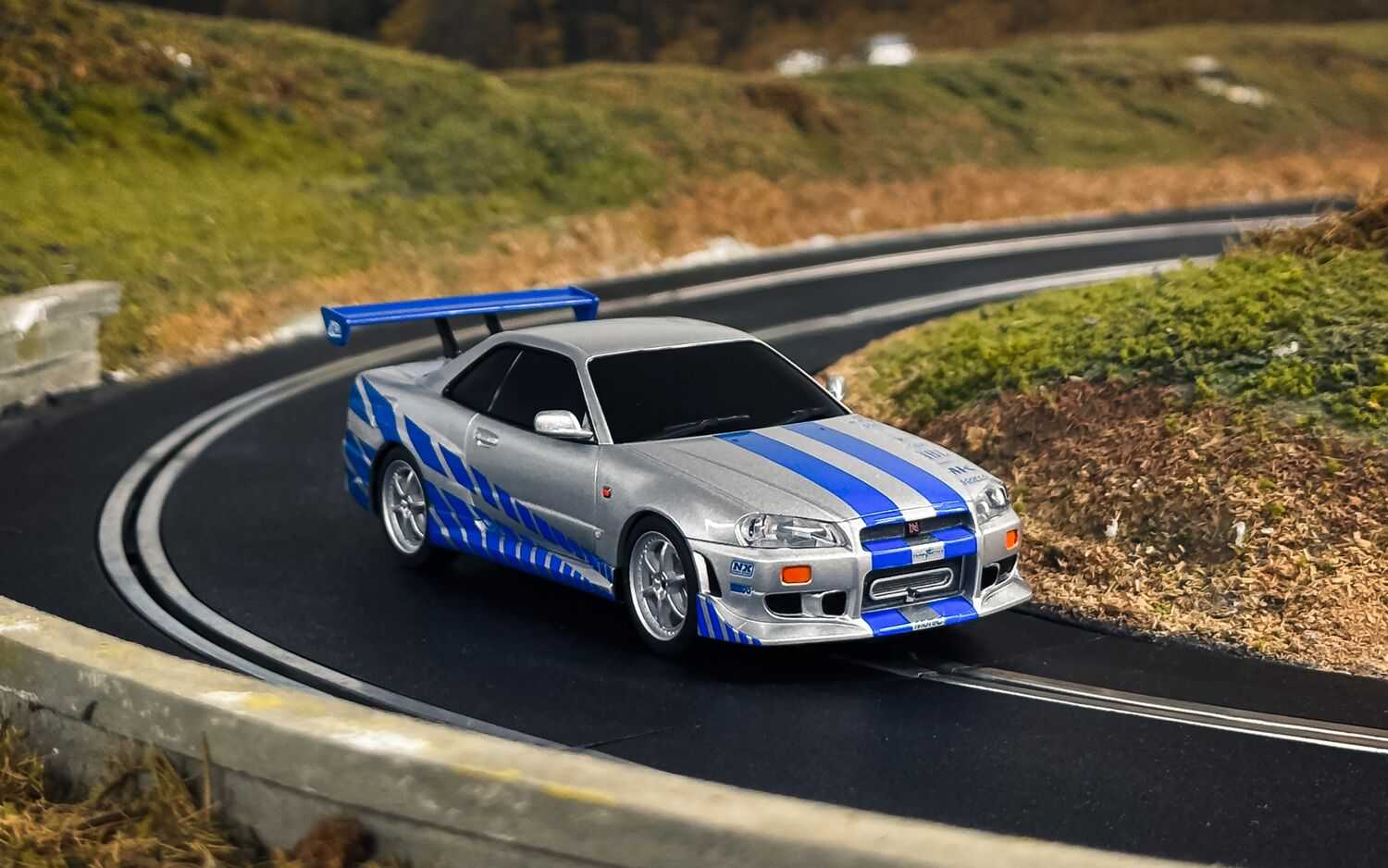 Autodráha SCALEXTRIC C1465P - Fast and Furious - 25 Years - Supra vs R34 (1:32)