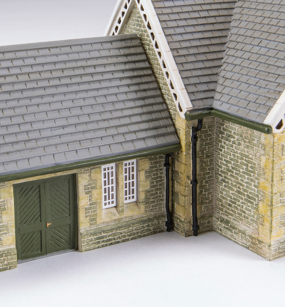 Budova pro modelovou železnici HORNBY R9836 - Granite Station Buiding