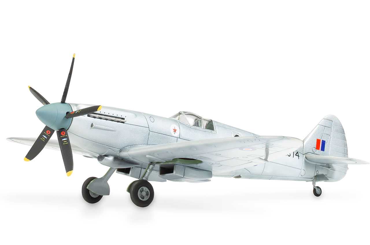 Classic Kit letadlo A02017B - Supermarine Spitfire PR.XIX (1:72)