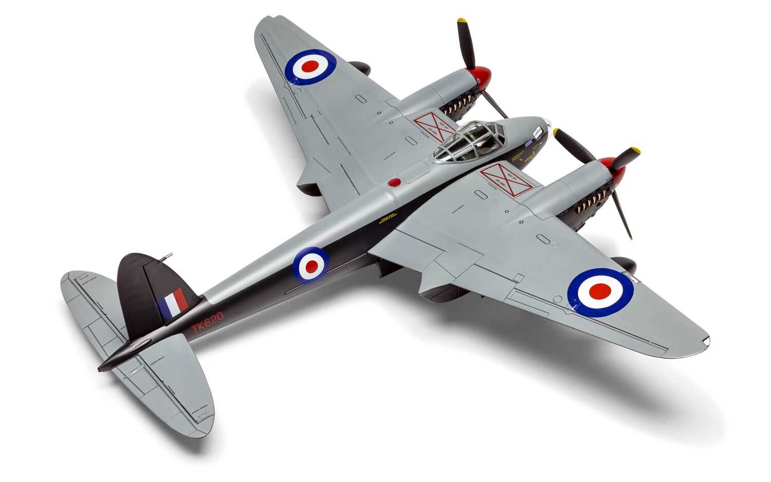 Classic Kit letadlo A04070 - de Havilland Mosquito B.XVI/B.35/TT.35 (1:72)