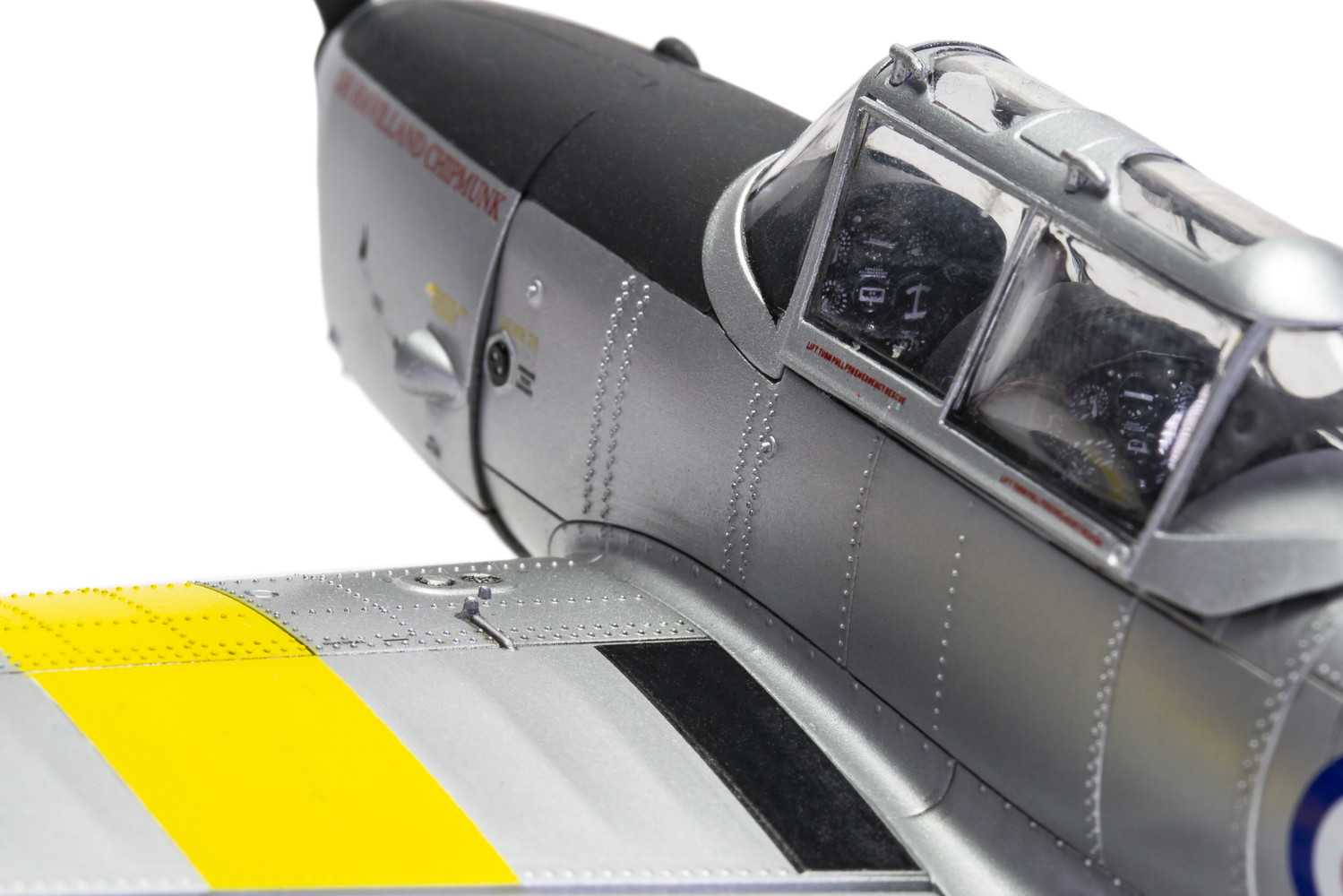 Classic Kit letadlo A04105 - de Havilland Chipmunk T.10 (1:48)