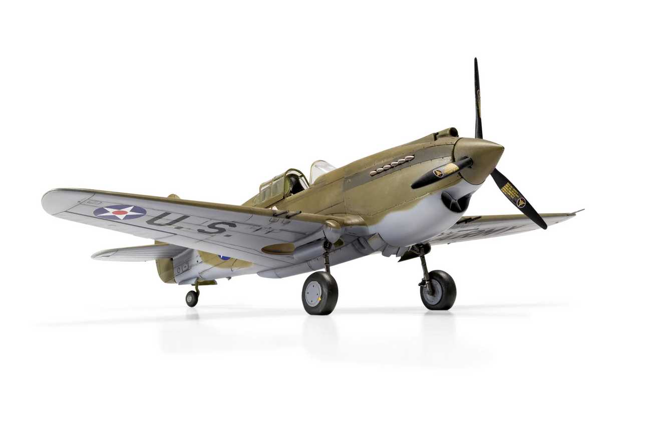 Classic Kit letadlo A05130A - Curtiss P-40B Warhawk 1:48 (1:48)