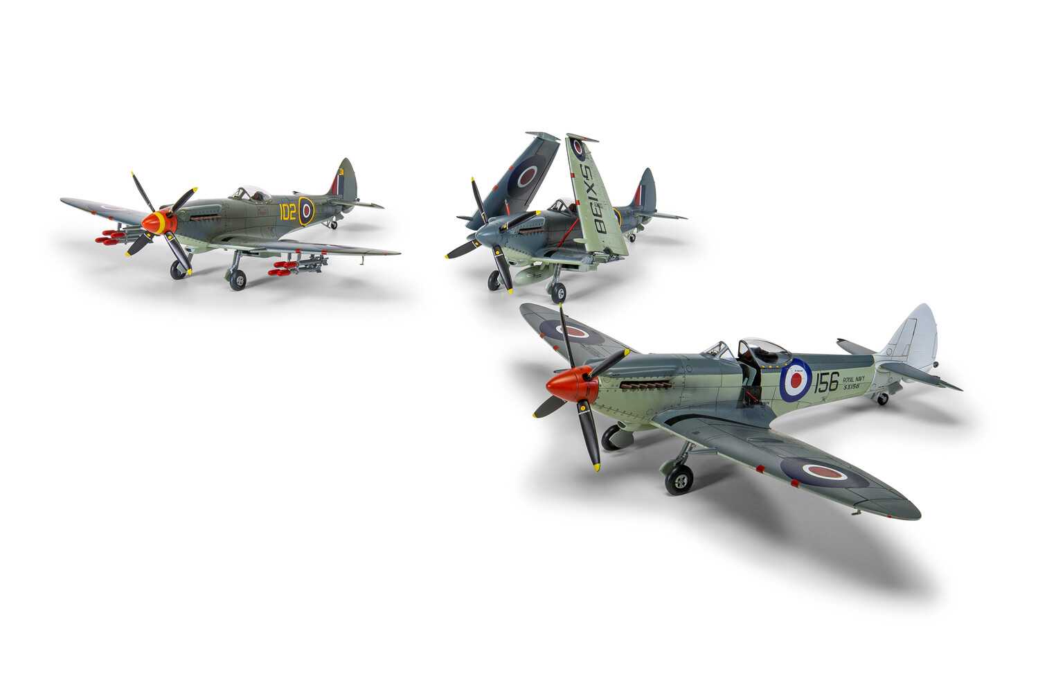 Classic Kit letadlo A06102A - Supermarine Seafire F.XVII (1:48)