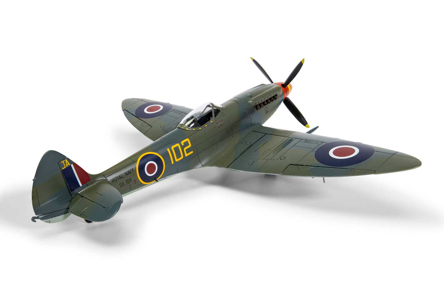 Classic Kit letadlo A06102A - Supermarine Seafire F.XVII (1:48)