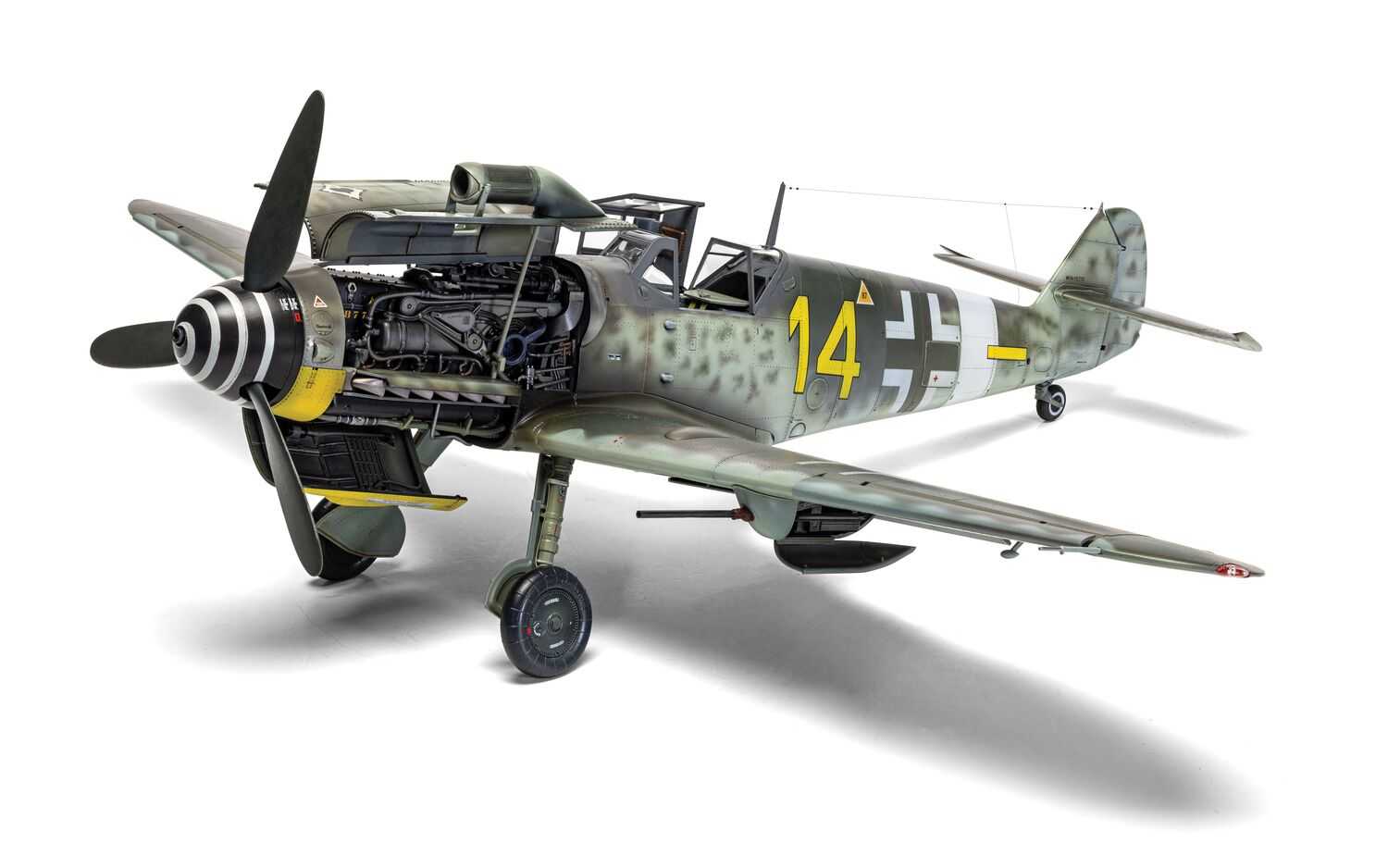Classic Kit letadlo A17003 - Messerschmitt Bf109G-5/G-6 (1:24)