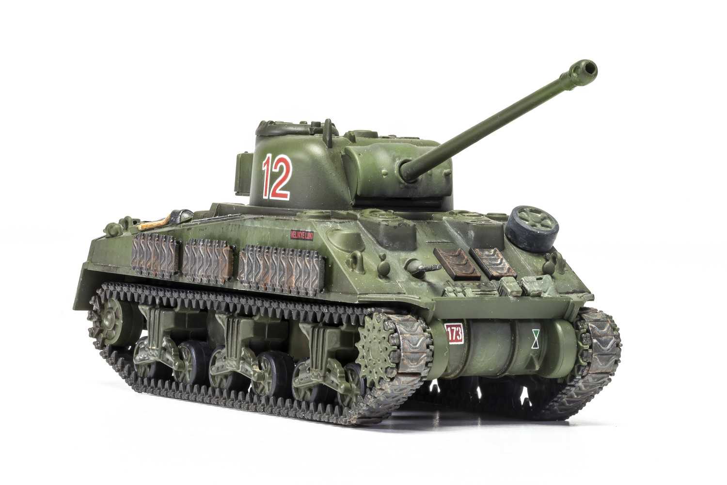 Classic Kit military A02341 - Sherman Firefly (1:72)