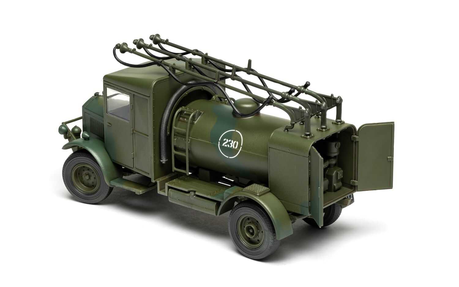 Classic Kit military A03312 - Albion Fueller (1:48) - nová forma
