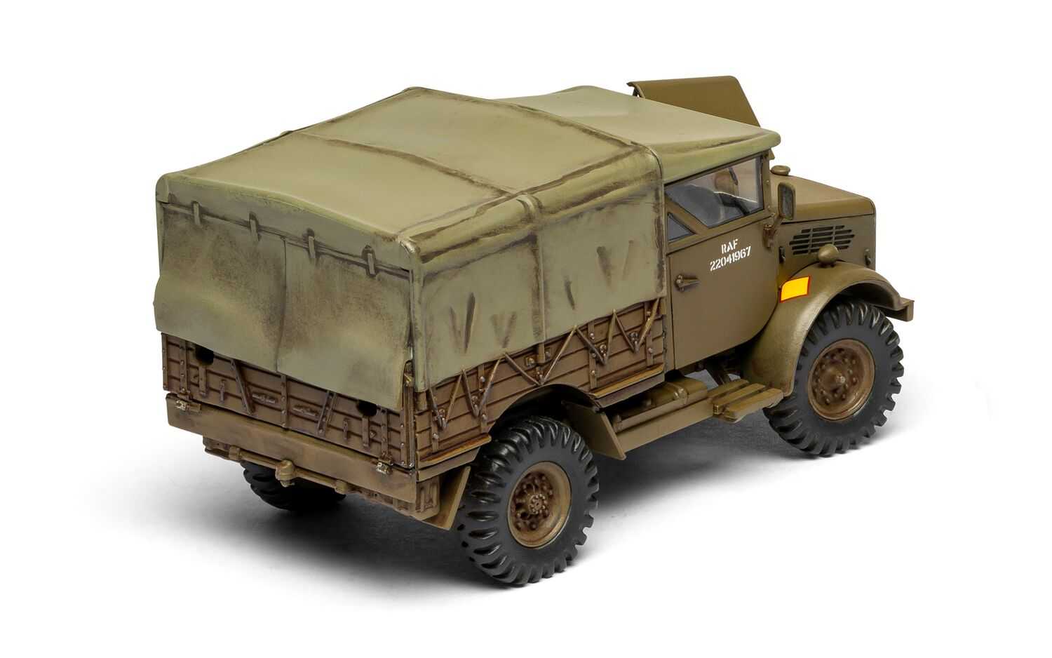 Classic Kit military A03313A - WWII RAF 15-cwt 4 x 2 G.S. Truck (1:48)