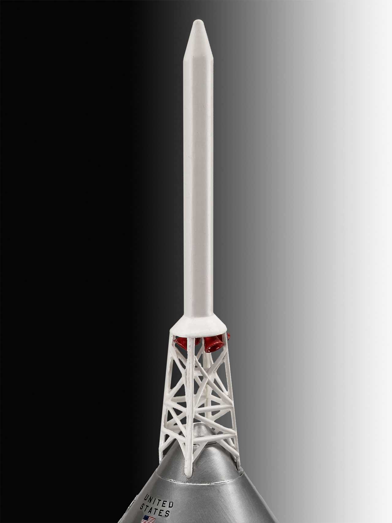 Gift-Set 03704 - Apollo 11 Saturn V Rocket (50 Years Moon Landing) (1:96)