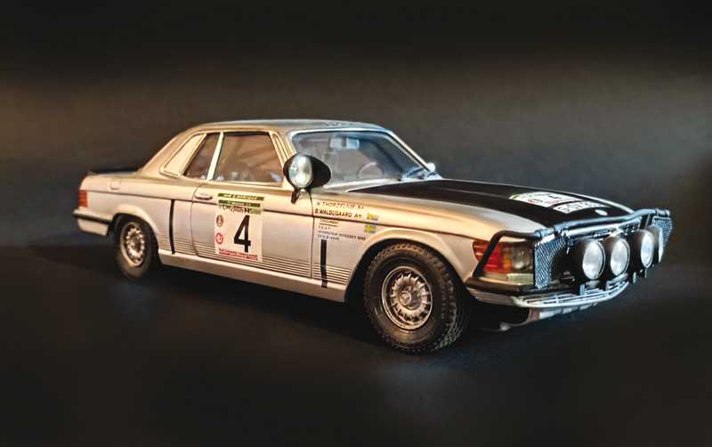 Model Kit auto 3632 - Mercedes-Benz 450SLC Rallye Bandama 1979 (1:24)