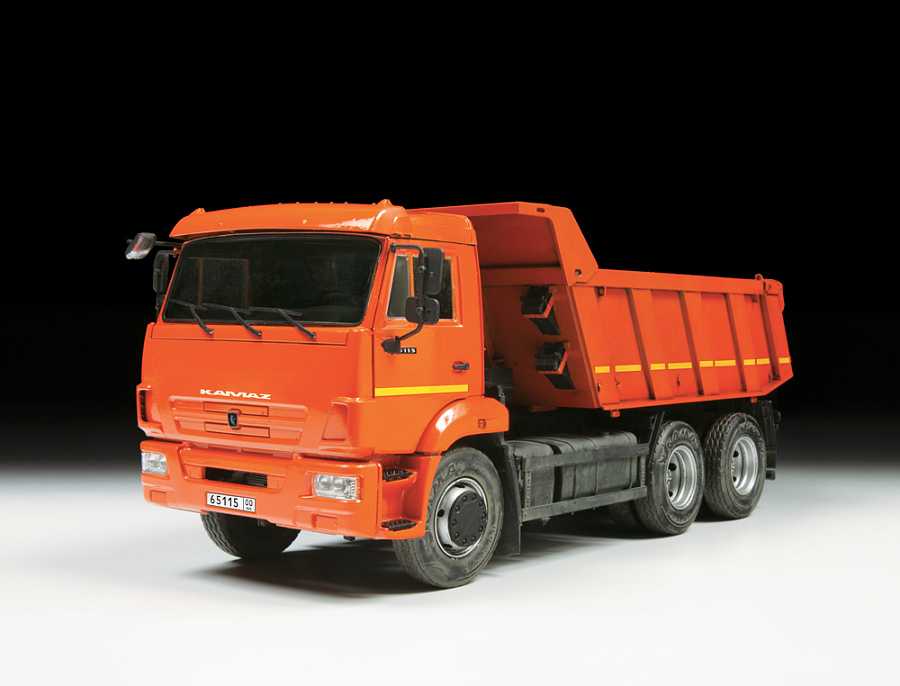 Model Kit auto 3650 - Kamaz 65115 dump truck (1:35)