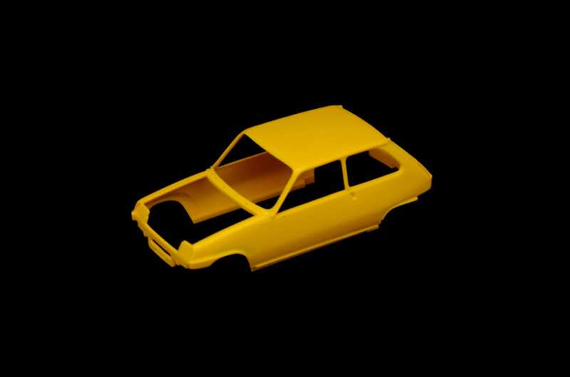 Model Kit auto 3652 - RENAULT R5 ALPINE RALLY (1:24)