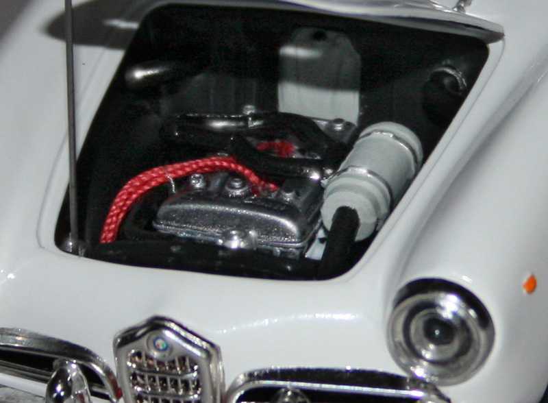 Model Kit auto 3653 - ALFA ROMEO GIULIETTA SPIDER 1300 (1:24)