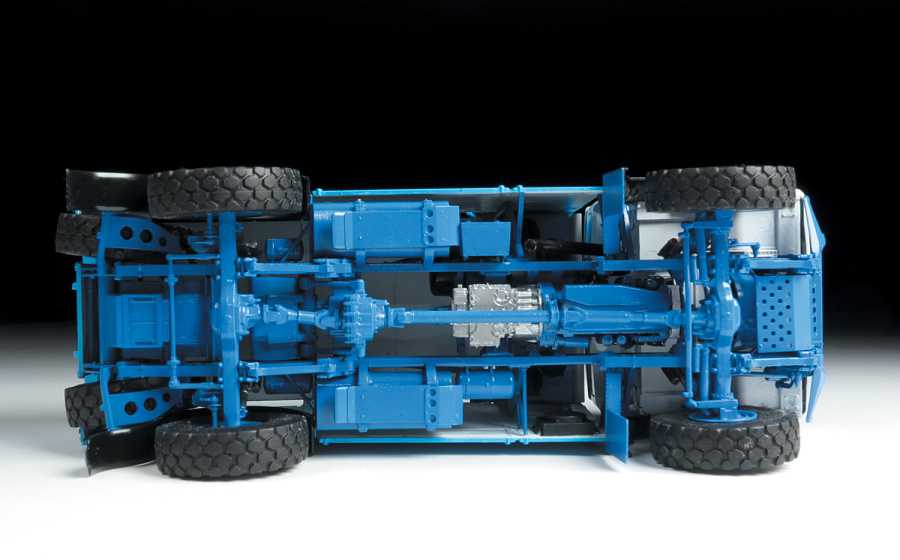 Model Kit auto 3657 - Kamaz rallye truck (1:35)