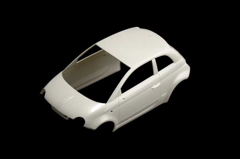 Model Kit auto 3674 - 500 Abarth (2008) (1:24)