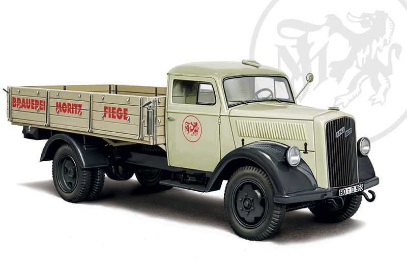 Model Kit auto 3960 - Opel Blitz Classic (1:24)