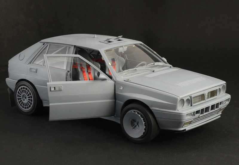 Model Kit auto 4709 - Lancia Delta HF Integrale (1:12)