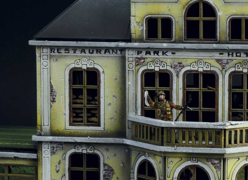Model Kit diorama 6107 - Market Garden: Hotel Hartenstein (1:72)