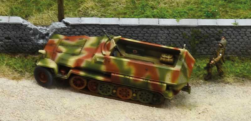 Model Kit diorama 6199 - Battle of Normandy: Saint-Mere-Église 6 June 1944 (1:72)