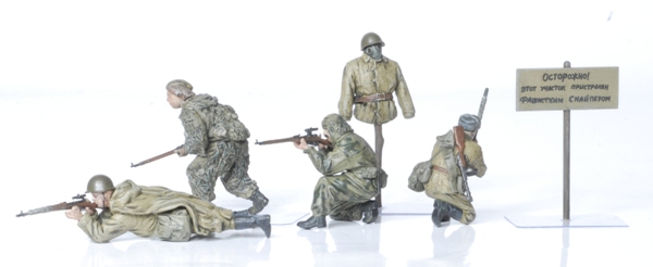 Model Kit figurky 3597 - Soviet Sniper Team (1:35)