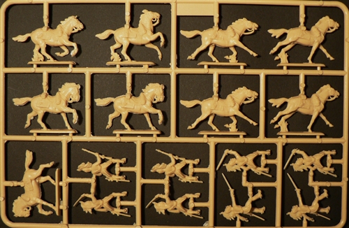 Model Kit figurky 6015 - FRENCH DRAGOONS (NAP. WARS) (1:72)