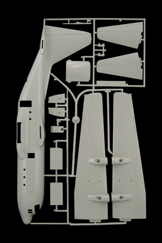 Model Kit letadlo 0015 - C-130 E/H HERCULES (1:72)