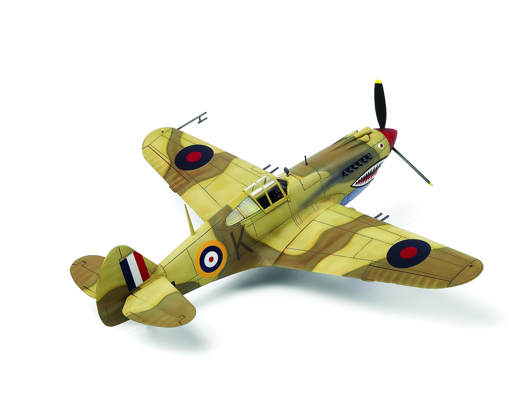 Model Kit letadlo 12235 - TOMAHAWK IIB "ACE OF AFRICAN FRONT" :LE (1:48)