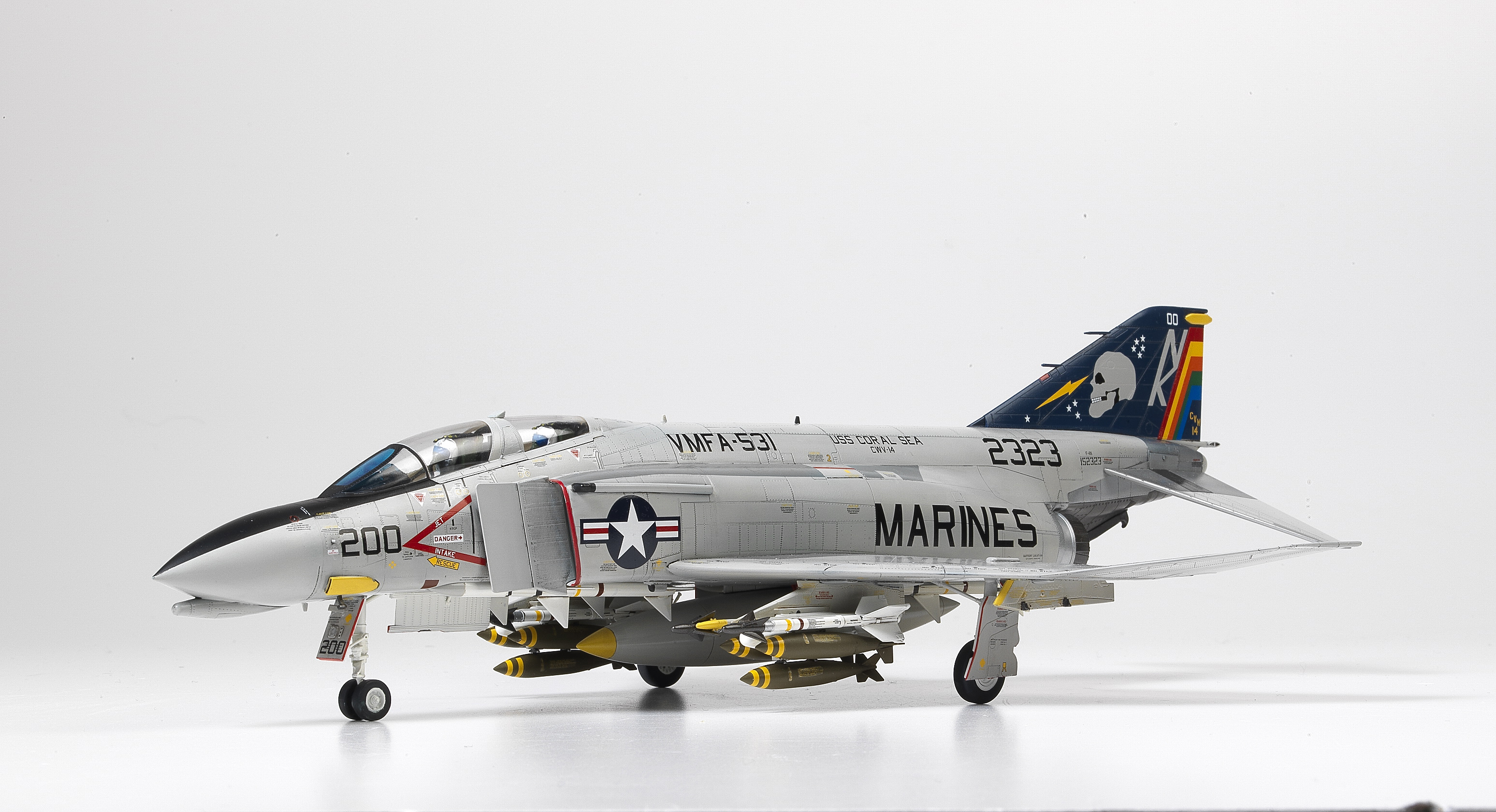 Model Kit letadlo 12315 - USMC F-4B/N VMFA-531 "GRAY GHOSTS" (1:48)