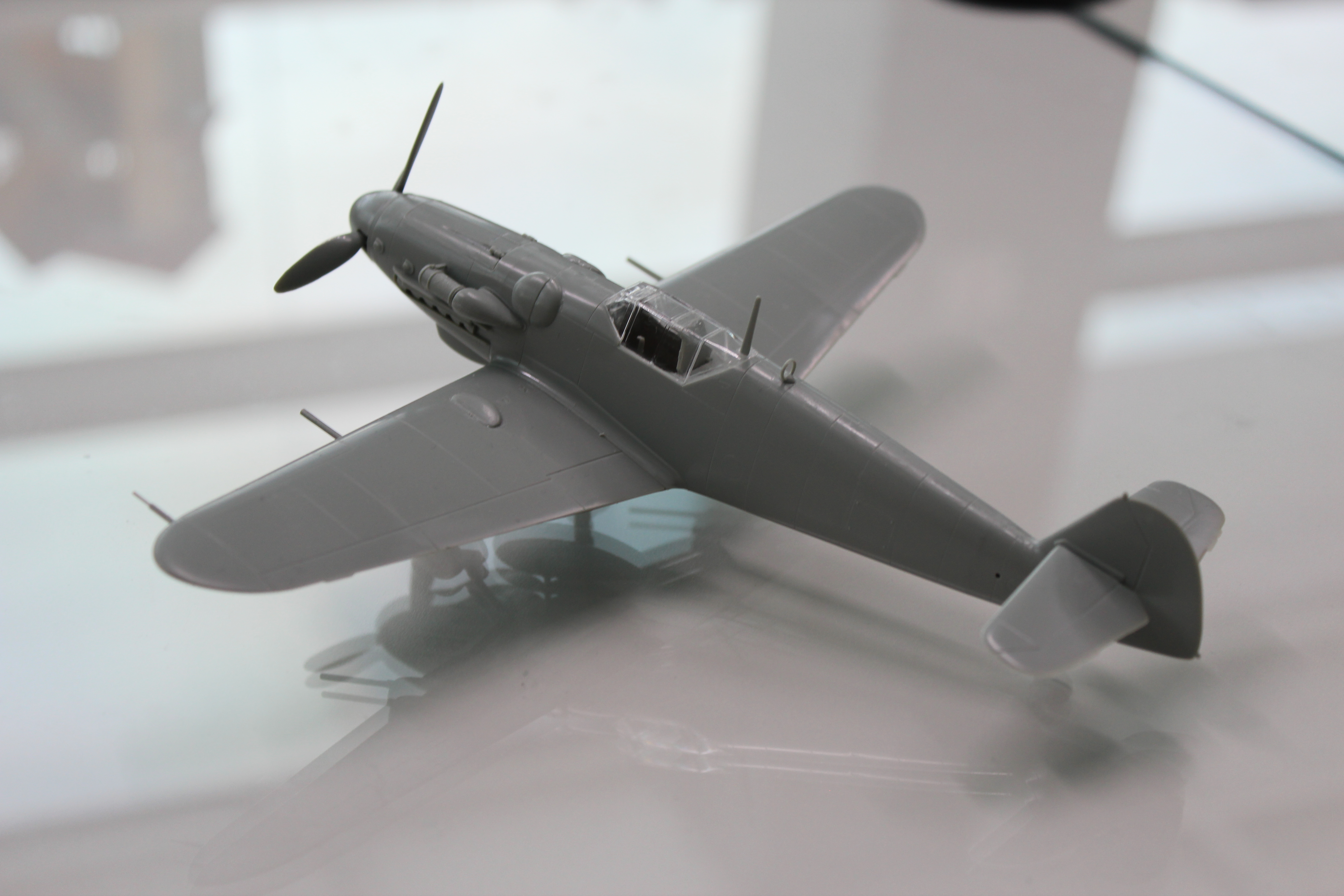 Model Kit letadlo 12321 - Messerschmitt Bf109G-6/G-2 "JG 27" (1:48)