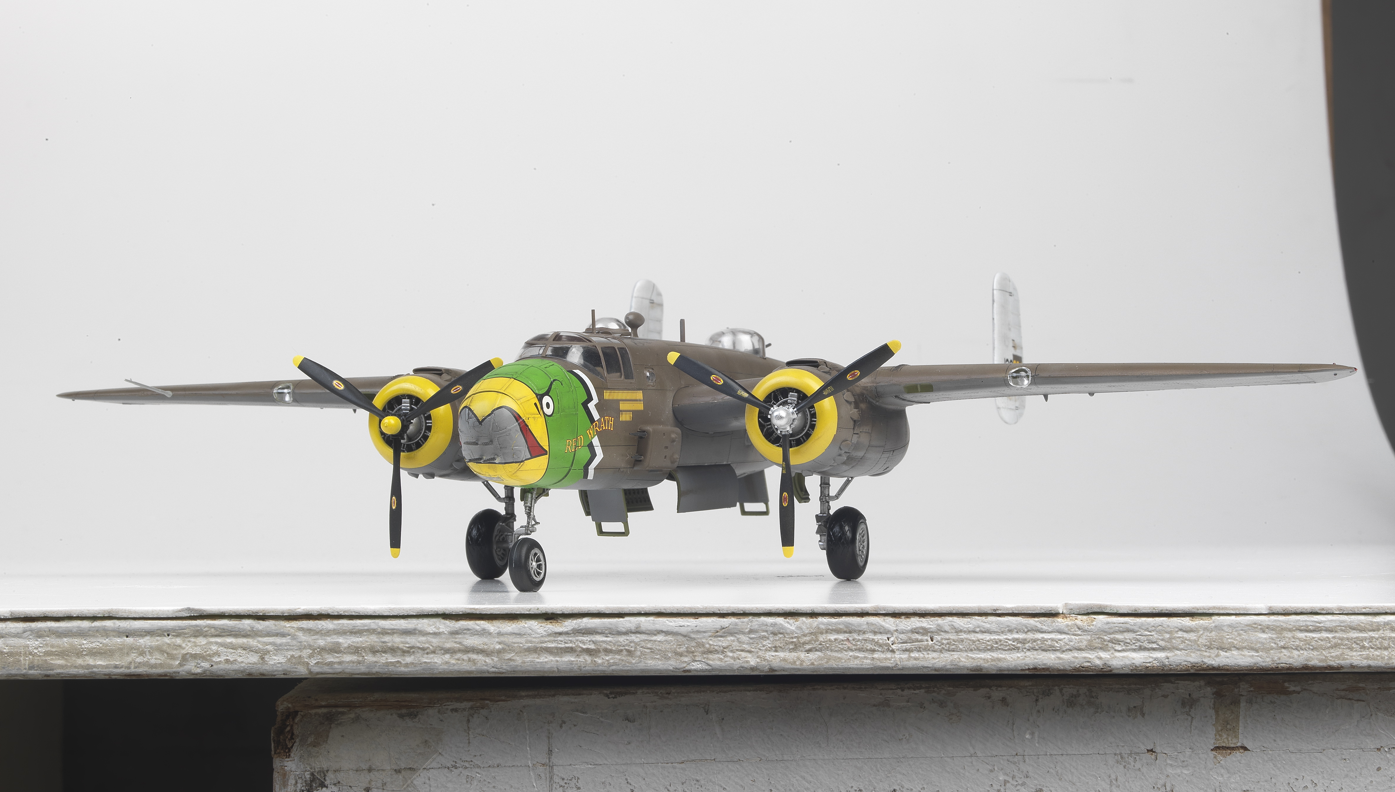 Model Kit letadlo 12328 - USAAF B-25D "Pacific Theatre" (1:48)