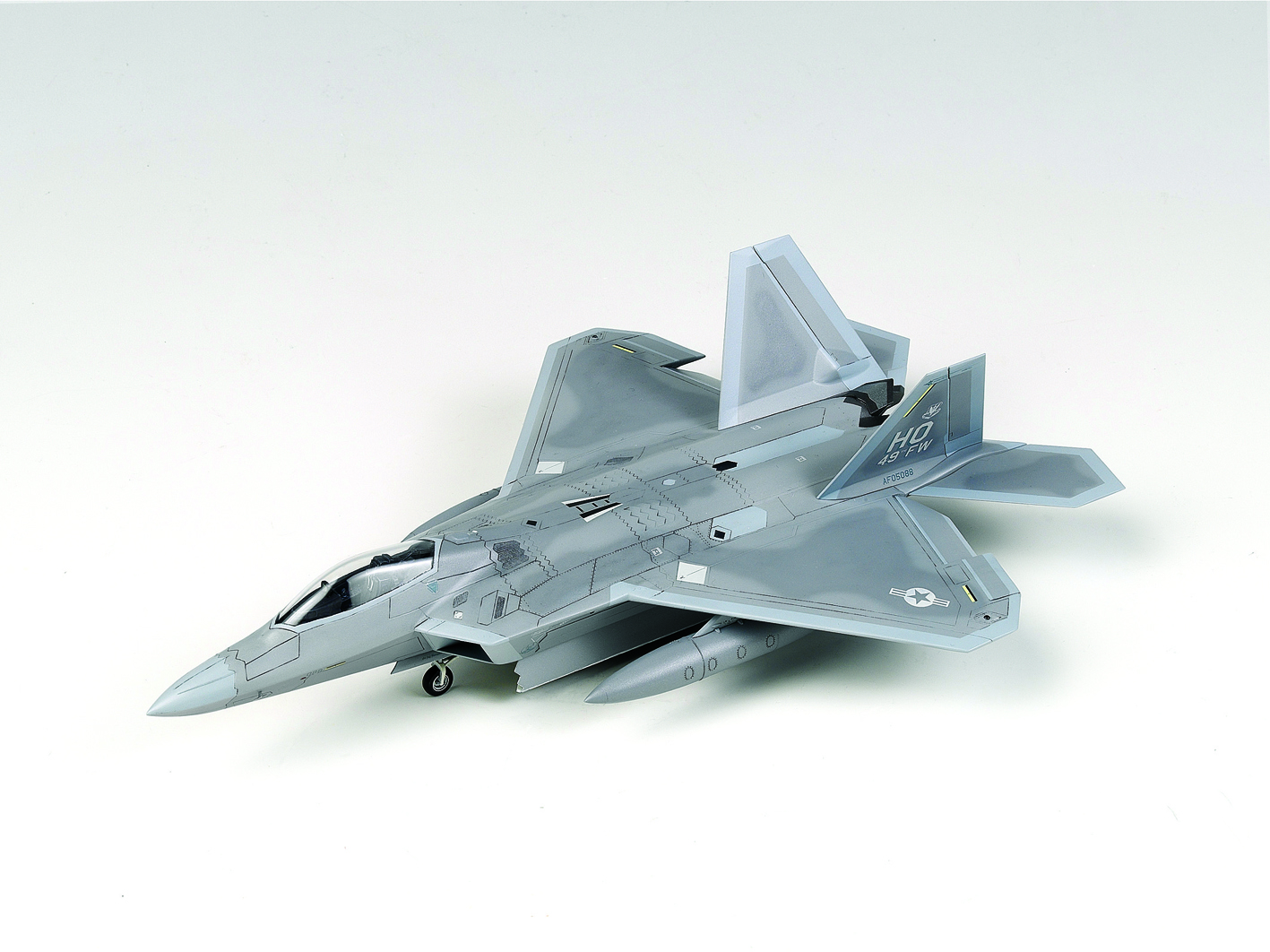 Model Kit letadlo 12423 - F-22A AIR DOMINANCE FIGHTER (1:72)