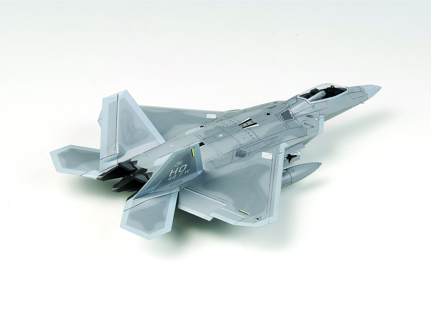 Model Kit letadlo 12423 - F-22A AIR DOMINANCE FIGHTER (1:72)