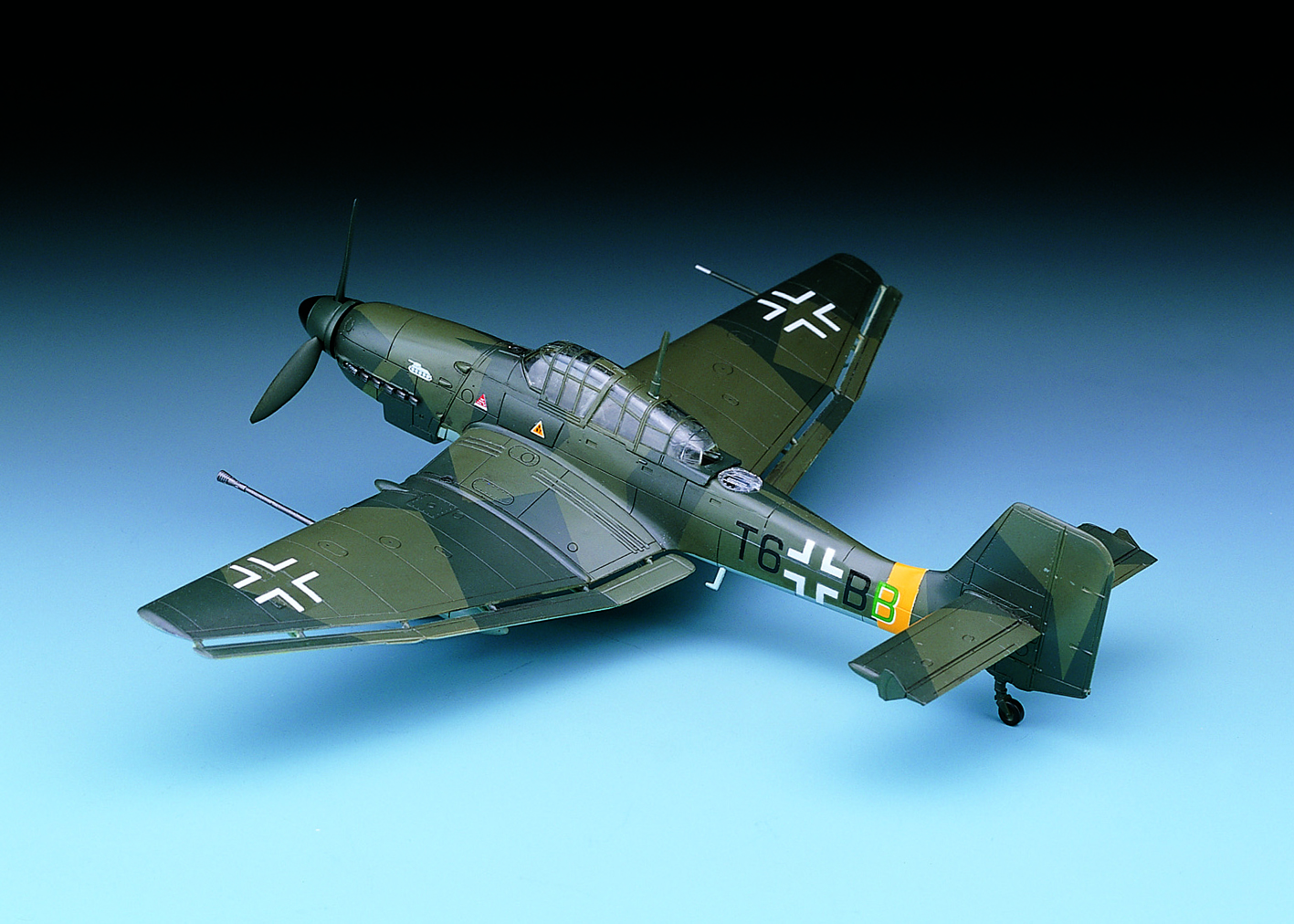 Model Kit letadlo 12450 - JU-87G STUKA "TANK BUSTER" (1:72)