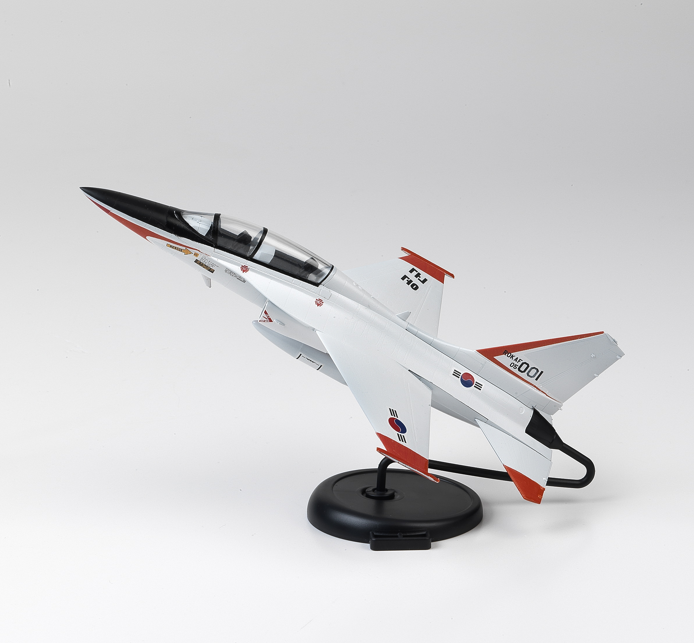 Model Kit letadlo 12519 - ROKAF T-50 ADVANCED TRAINER MCP (1:72)