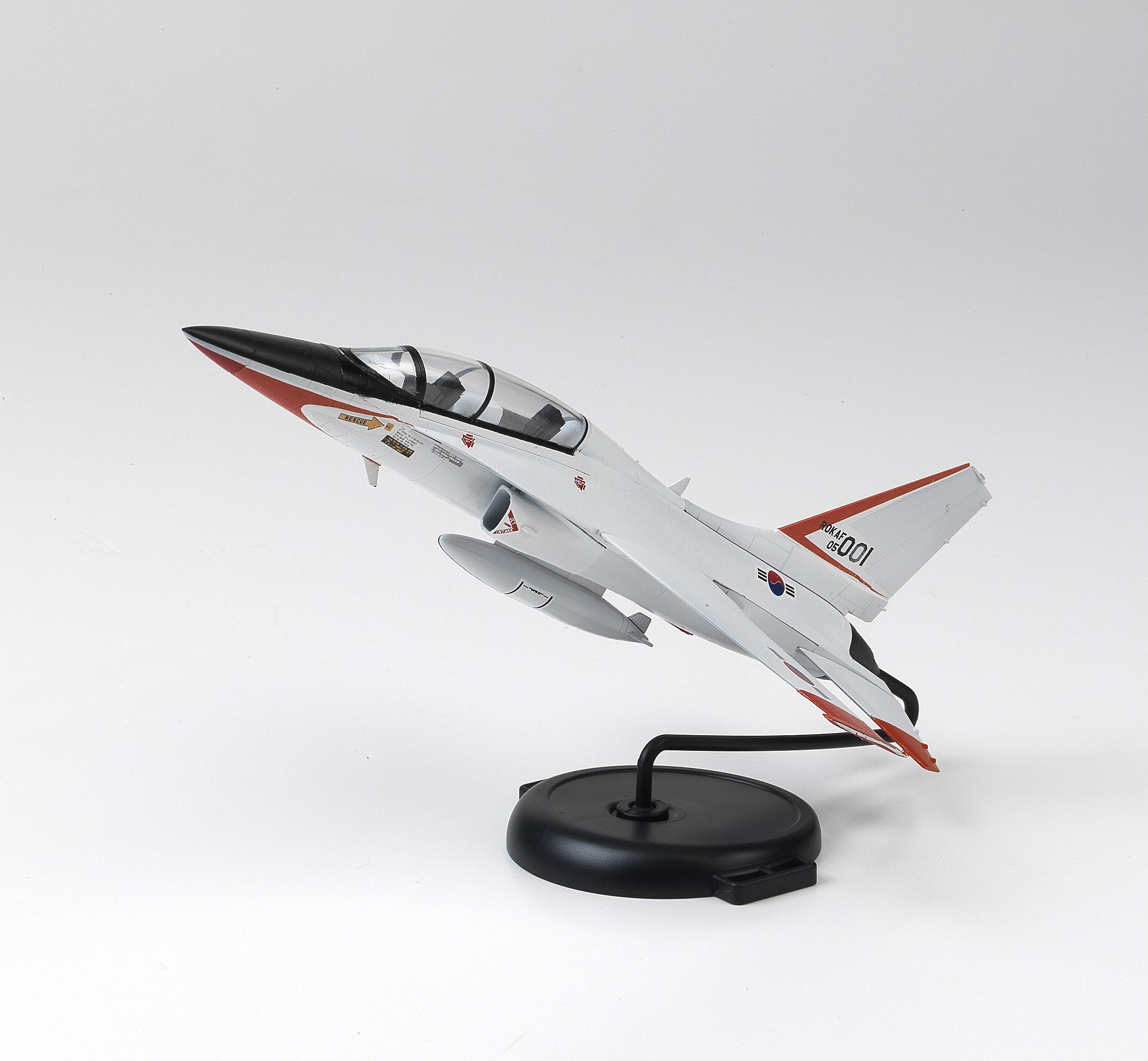 Model Kit letadlo 12519 - ROKAF T-50 ADVANCED TRAINER MCP (1:72)