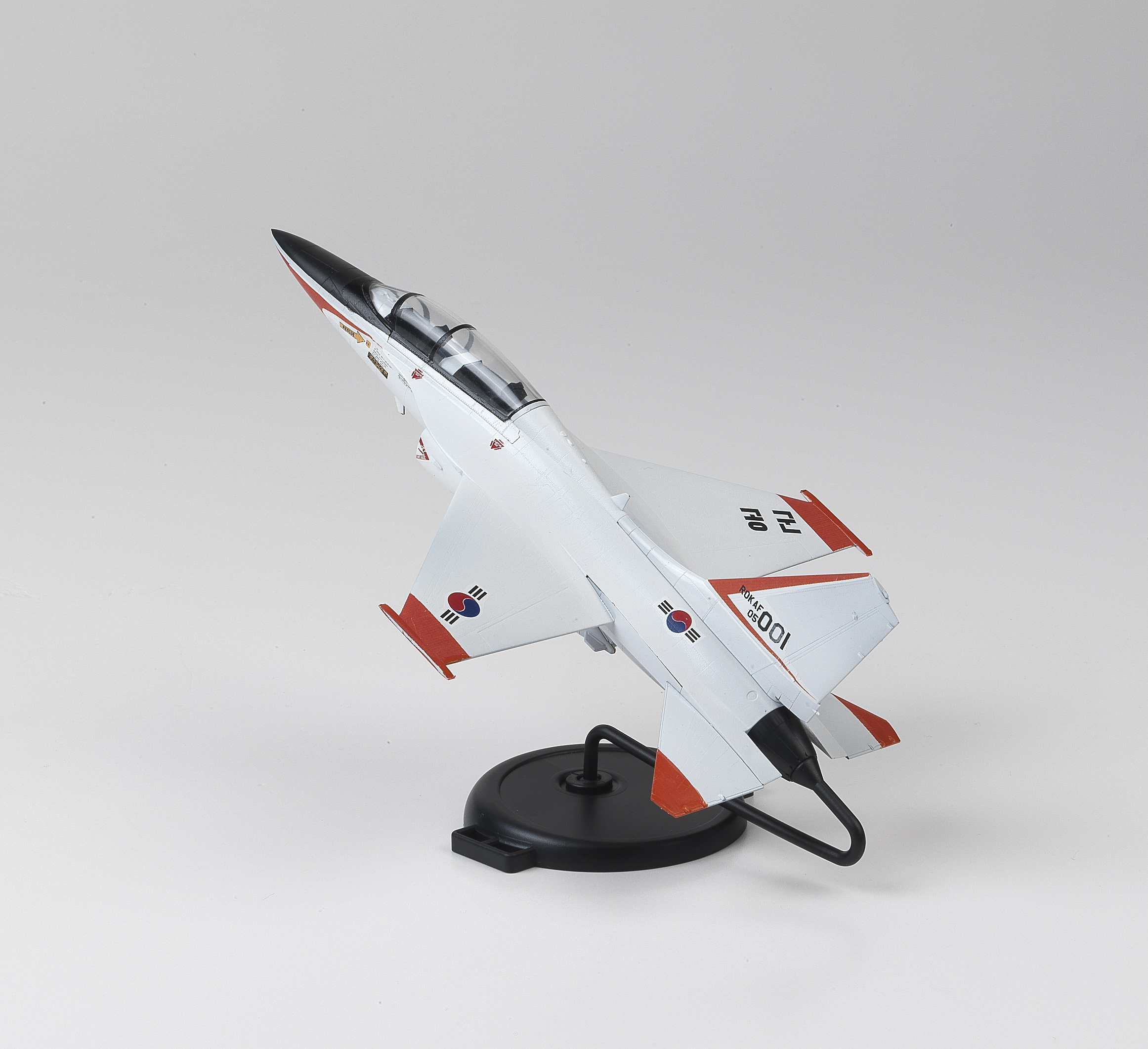 Model Kit letadlo 12519 - ROKAF T-50 ADVANCED TRAINER MCP (1:72)