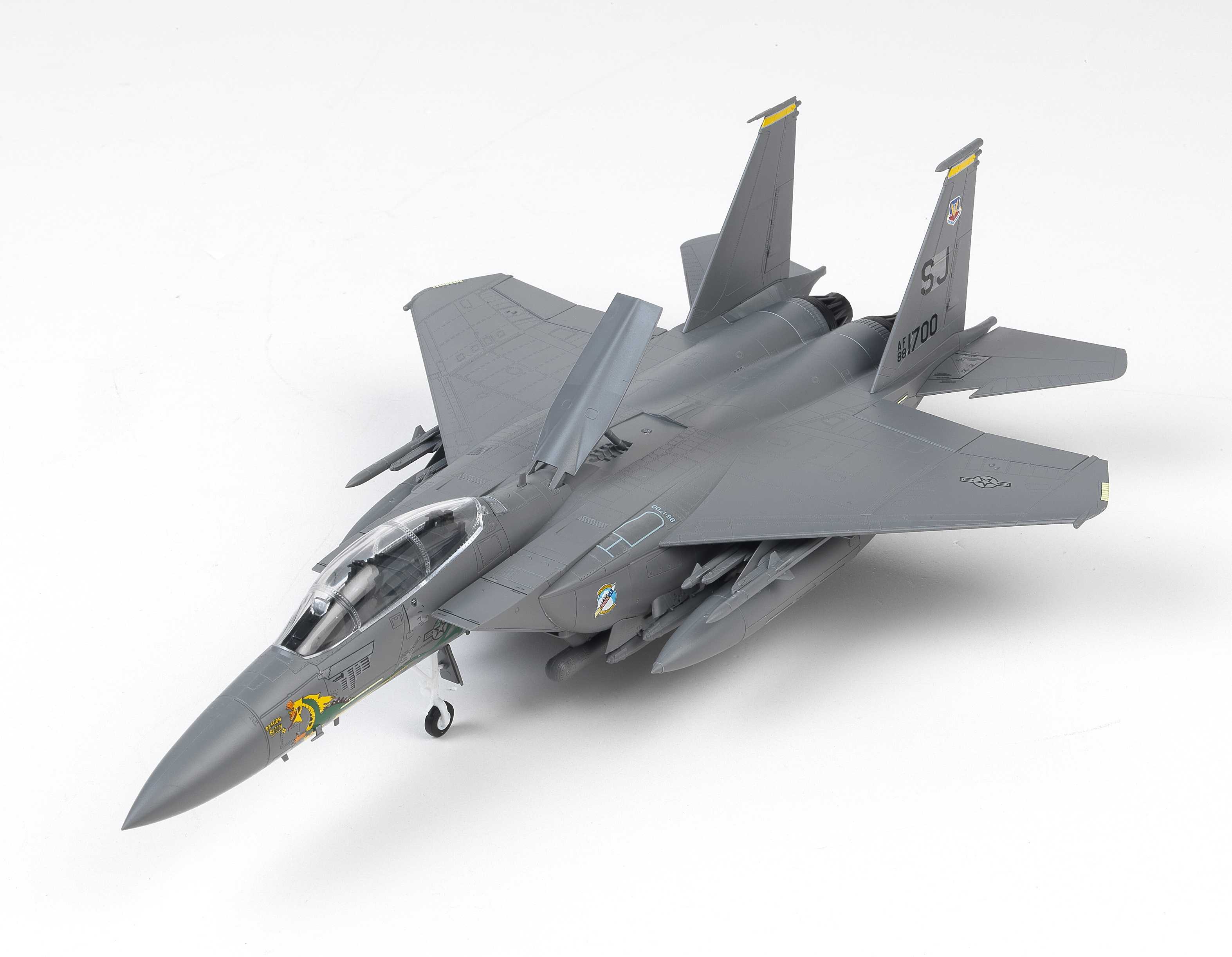 Model Kit letadlo 12550 - USAF F-15E "333rd Fighter Squadron" (1:72)